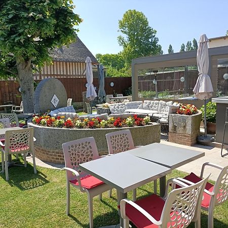 Auberge Du Vieux Tour Le Manoir Canapville  ภายนอก รูปภาพ