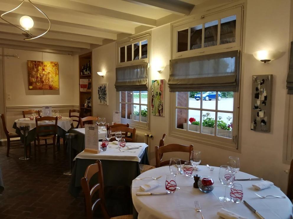 Auberge Du Vieux Tour Le Manoir Canapville  ภายนอก รูปภาพ